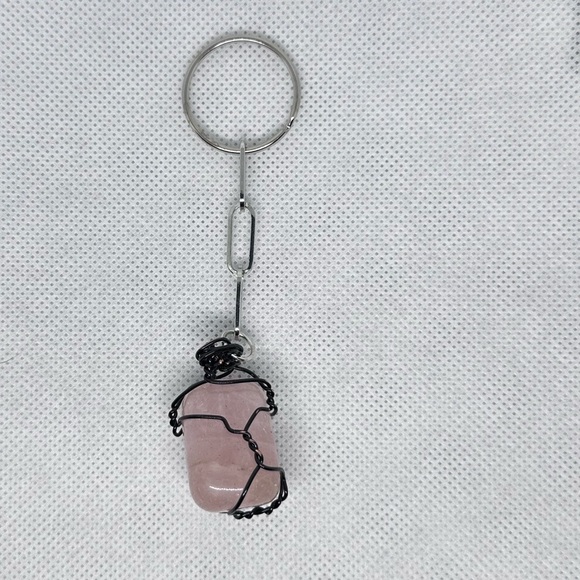 Rose quartz keychain polished stone distressed wire wrap handmade - Picture 1 of 5